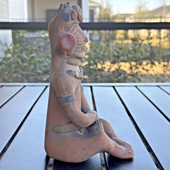 Vintage Aztec Mayan Style Terracotta Clay Painted Mexico Warrior Sitting 7.5” - Picture 5 of 6